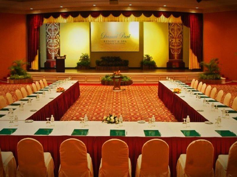 Damai Puri Resort & Spa Kuching Bagian luar foto The Royal Conference Hall