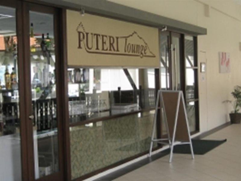Damai Puri Resort & Spa Kuching Bagian luar foto The Futuri Lounge at Helsinki Airport