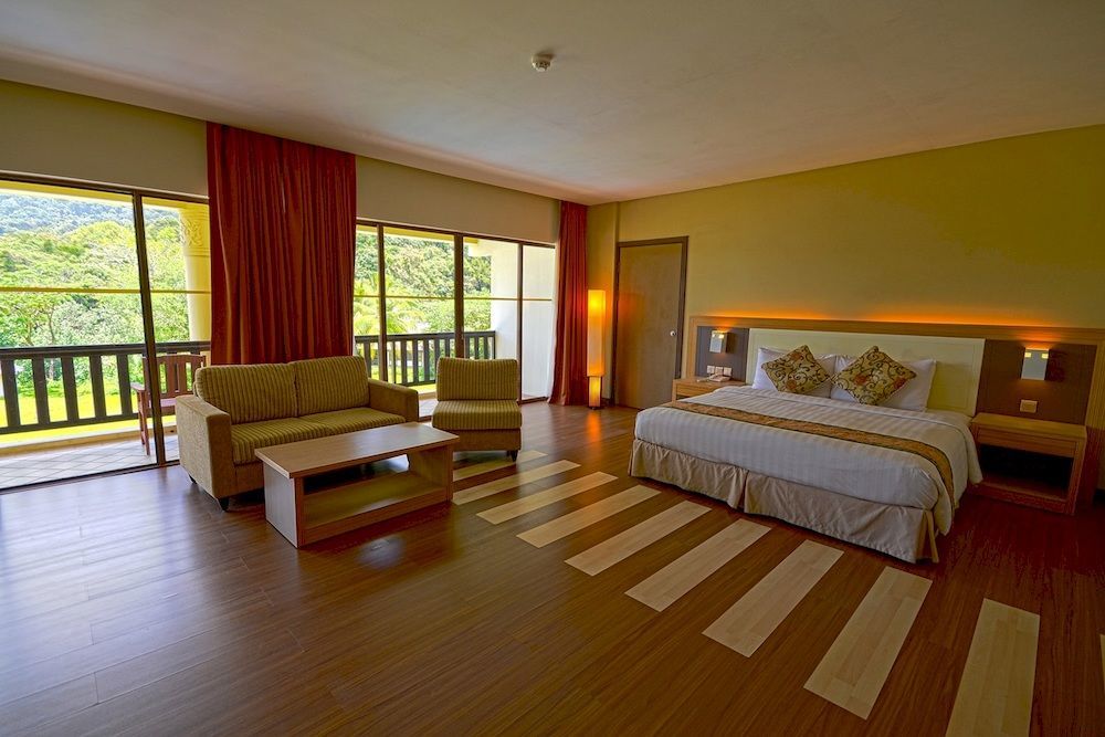 Damai Puri Resort & Spa Kuching Bagian luar foto Deluxe Room