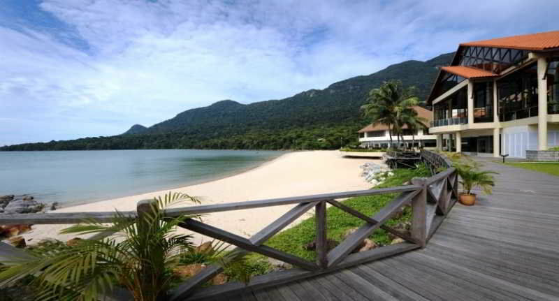 Damai Puri Resort & Spa Kuching Bagian luar foto The beach at the Pangkor Laut Resort